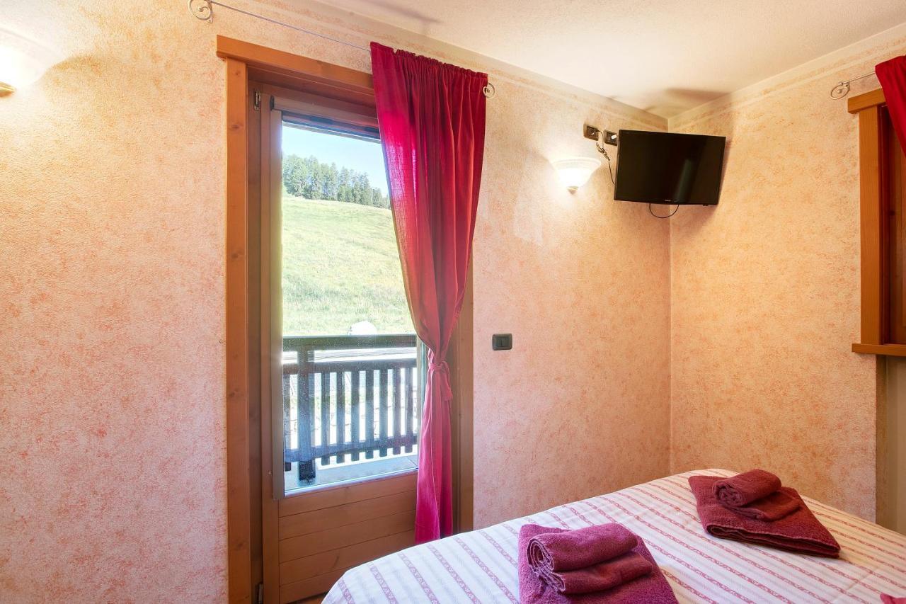 Ferienwohnung La Baitina App B Livigno Exterior foto